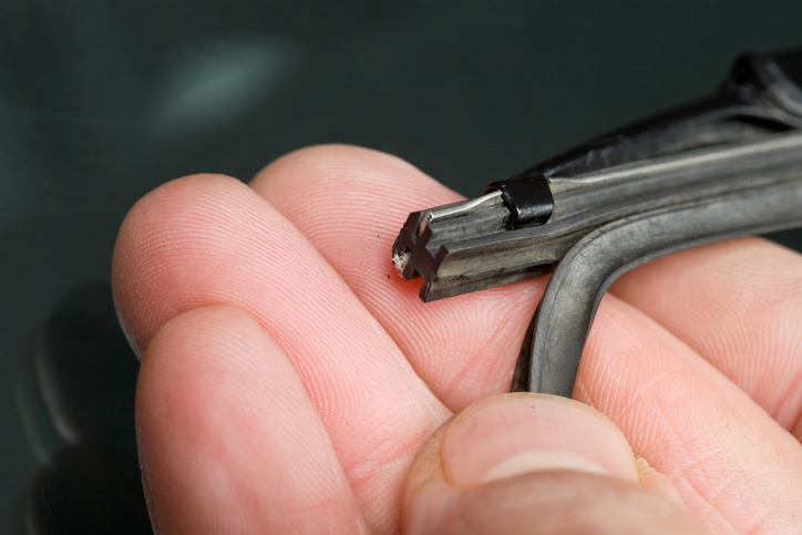 broken windshield wiper