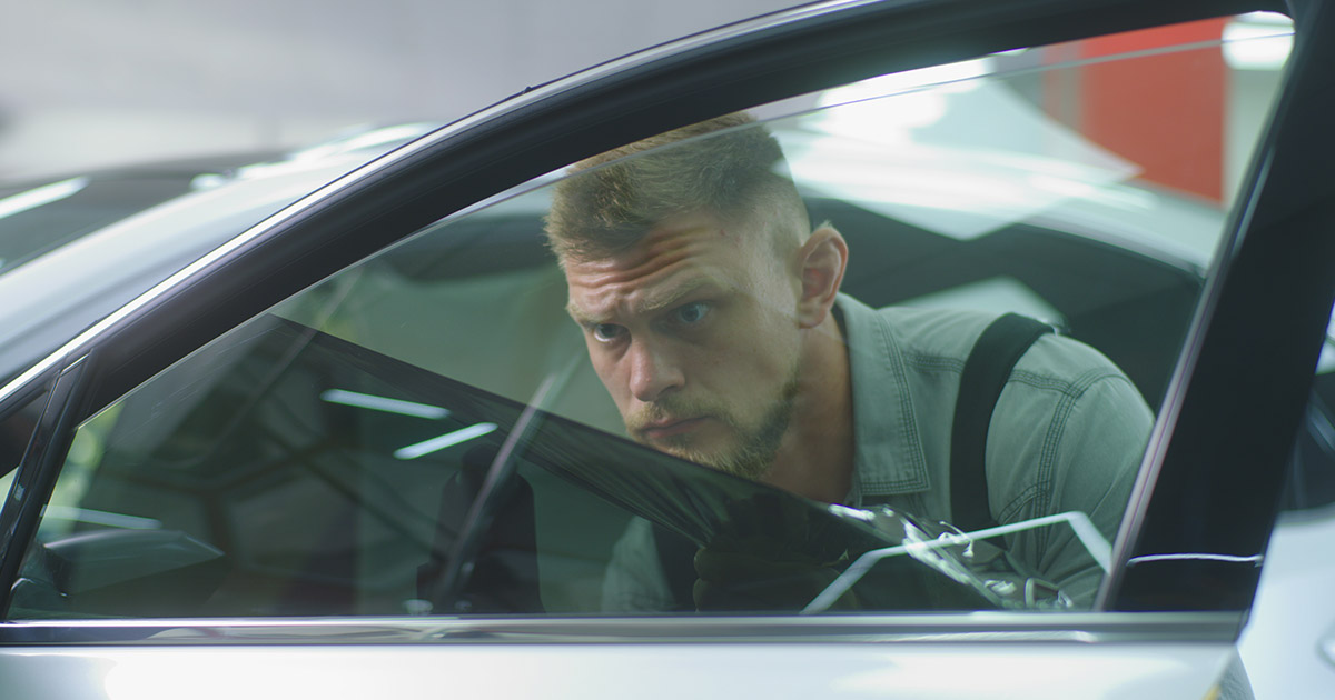 Expert Car Window Tint Removal Solutions